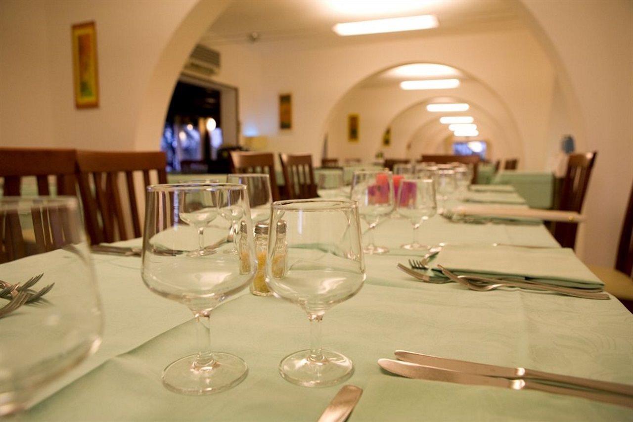 Hotel Portoconte Porto Conte